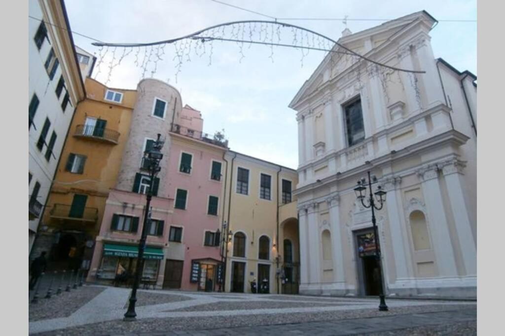 Studio Loft In The Center Sanremo For 3 People Екстериор снимка